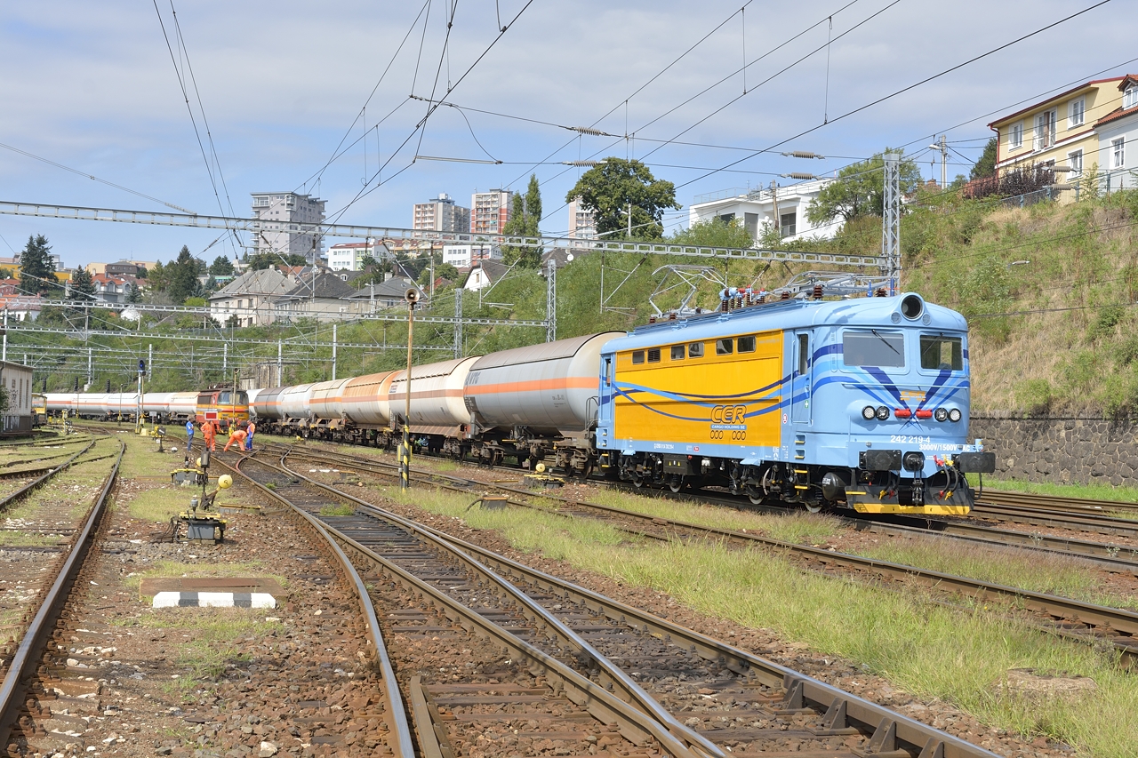A CER Cargo Holding Plehácsa a pozsonyi főpályaudvarra kanyarodik<br>A képre kattintva galéria nyílik<br>(fotók: railtrains.sk)