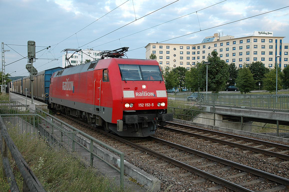 A teljes 152-es sorozatot modernizálja a Siemens (forrás: wikipedia)