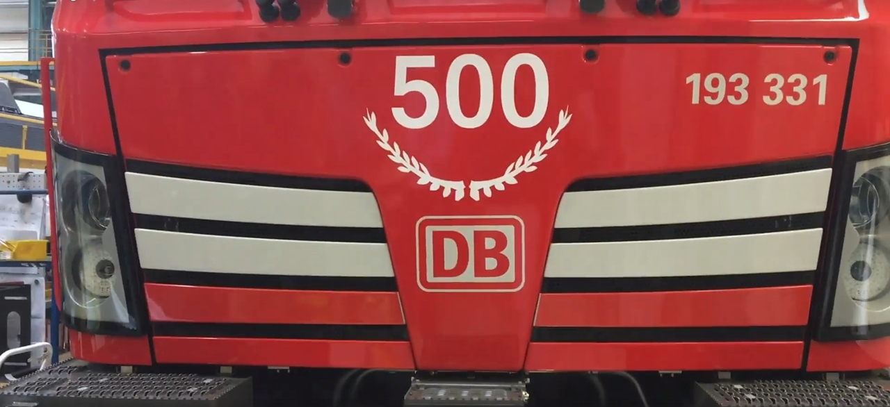 A DB Cargo 193 331-ese az ötszázadik forgalomba helyezett Vectron (forrás: Siemens Mobility)