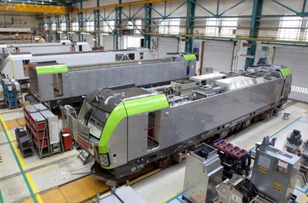 A Siemens München-Allach-i üzeme serényen dolgozik a BLS Cargo Vectronjain, az első gépeket pár hónapon belül át is veheti a svájci vasúttársaság (forrás: IRJ)