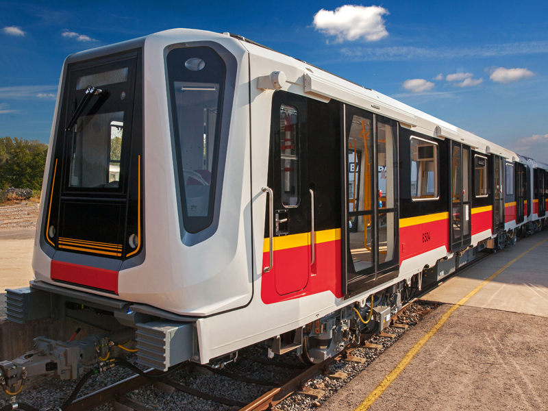 A varsói Inspiro-szerelvényekhez hasonlók lehetnek a szófiai hármas metróvonal automata rendszerű, ám felsővezetékes energiaellátású vonatai (forrás: Railway Gazette)