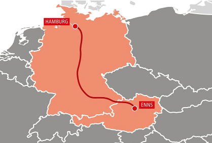 A Németország legnagyobb konténerkikötőjének számító hamburgi kikötő és az ausztriai Enns logisztikai csomópontja között kínál új közvetlen furvart a Rail Cargo Group (kép forrása: Rail Freight)