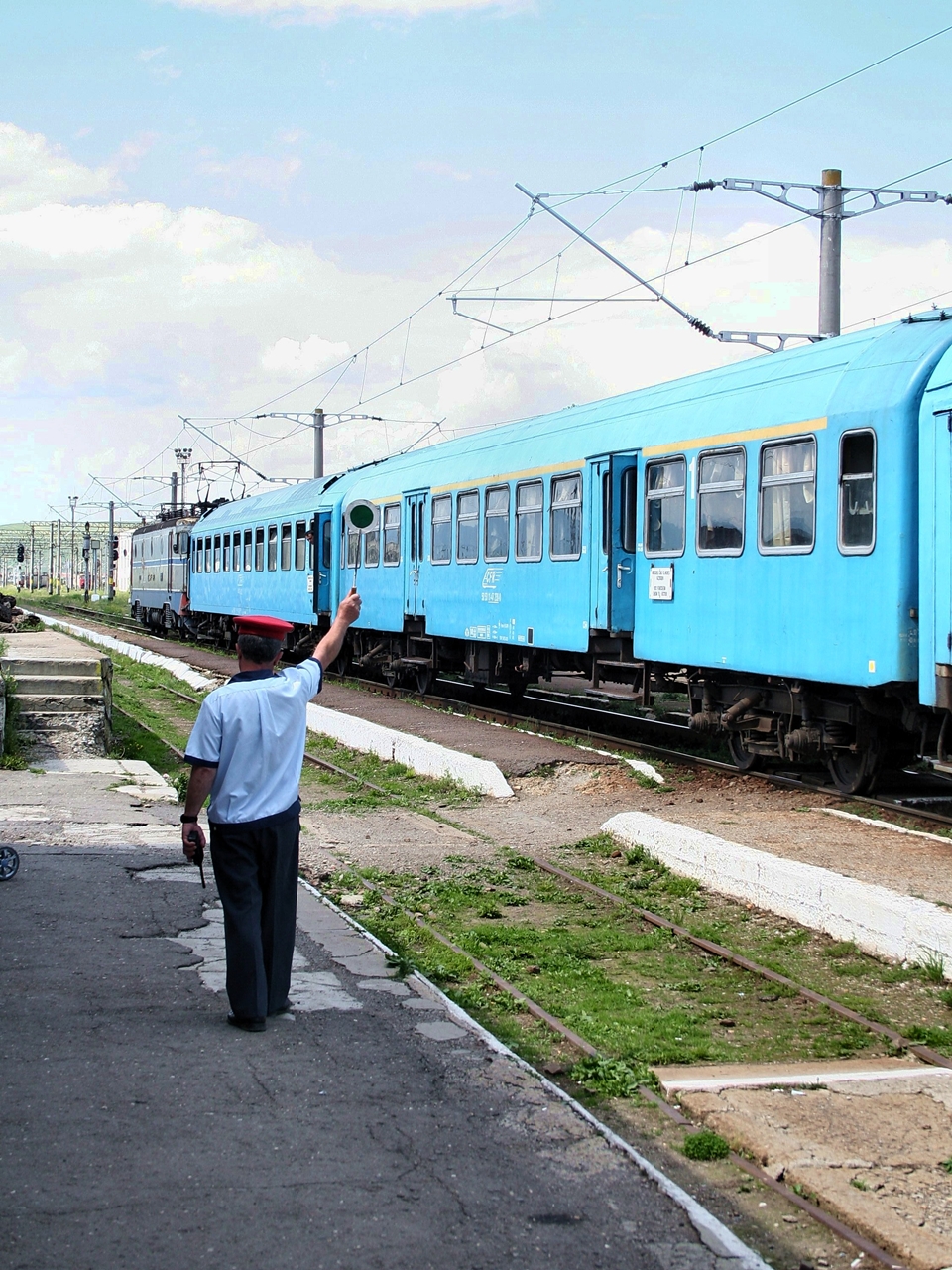 Február 28-án huszonöt vonatát utoljára meneszti el a CFR, hetvenkettő pedig csak hétköznap fog közlekedni (fotó: Incze Imre)