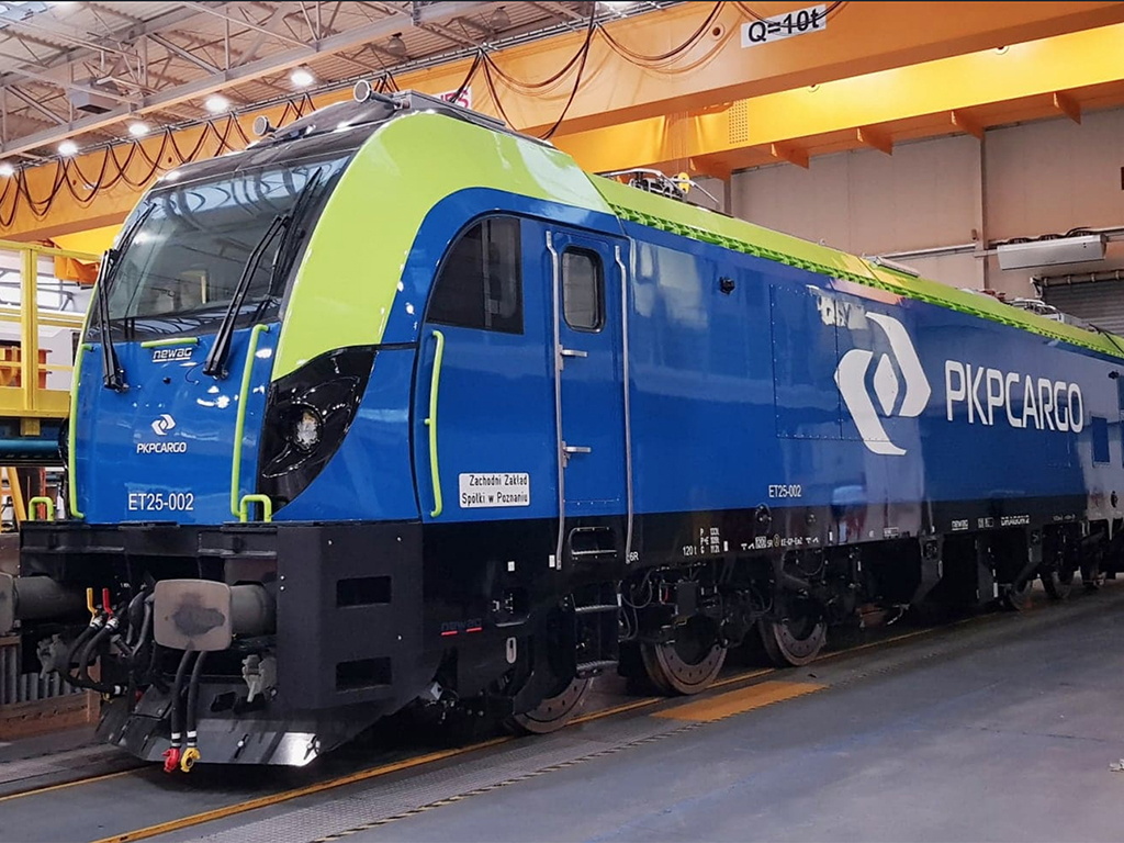 A PKP Cargo három ET25 sorozatú Dragon 2-es villanygépet szerez be a hazai Newagtól (forrás: Railway Gazette)
