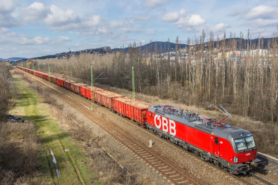 A Rail Cargo Carrier tesztvonata mindössze bő öt nap alatt járta meg a Szolnok–Hodonín–Alvinc–Szolnok távot, be- és kirakodással együtt (kép forrása: Rail Cargo Hungaria)