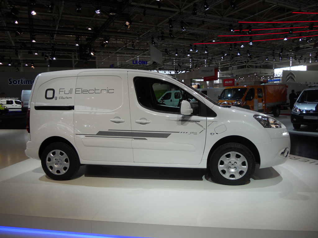 Elektromos Peugeot Partner (fotó: ampnet)