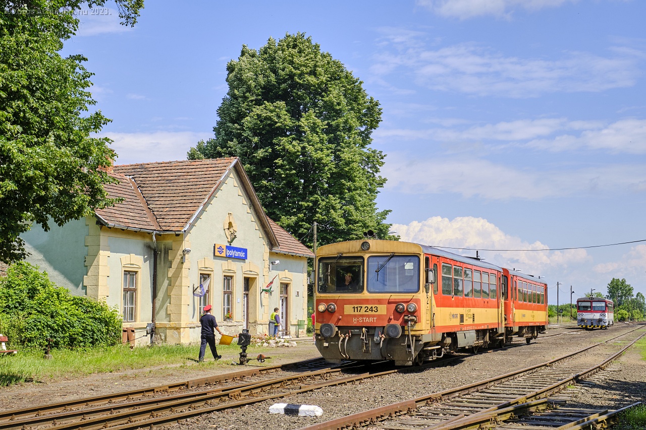 Vonatösszeállítás Ipolytarnócon