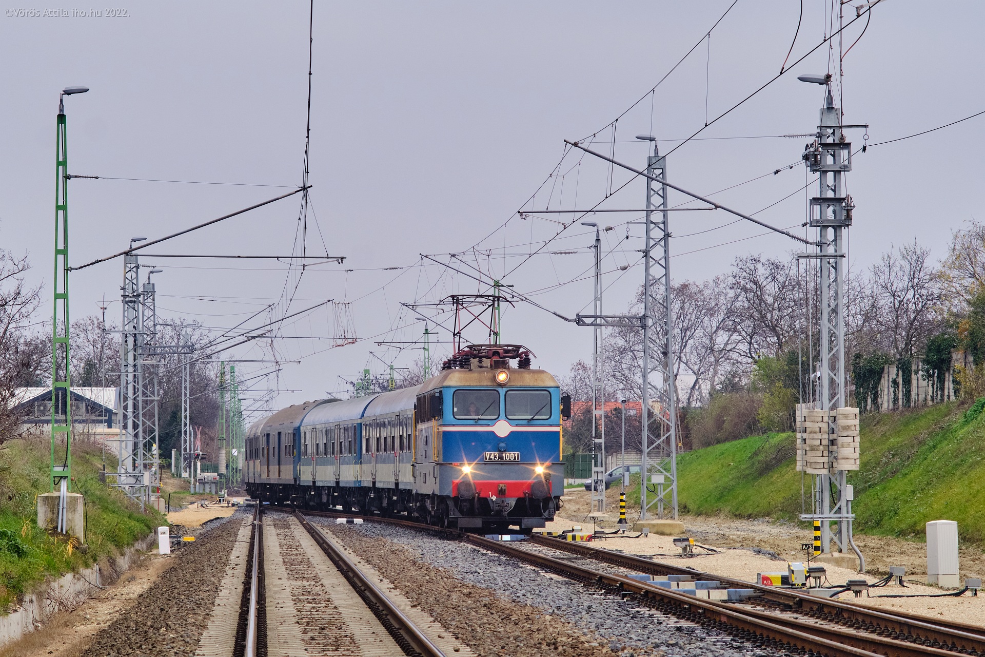 Az első Szili is kipróbálta a kitérést Balatonfüredre tartó vonatával