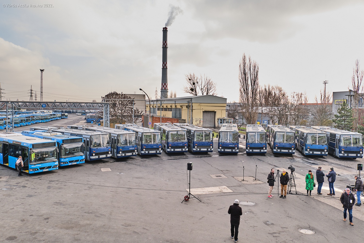 Az Ukrajnának adományozott buszok (fotók: Vörös Attila)