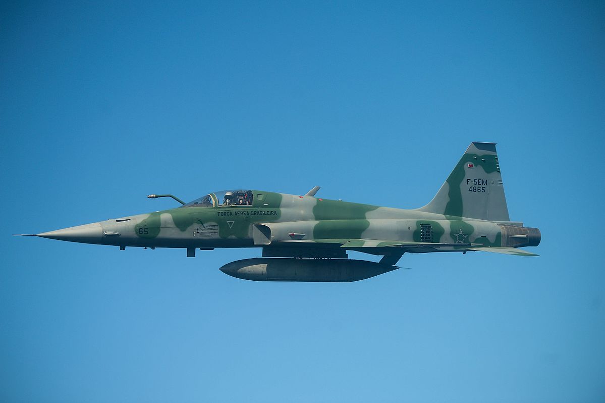 A leváltandó F-5-ös (fotók: Brazil Légierő)