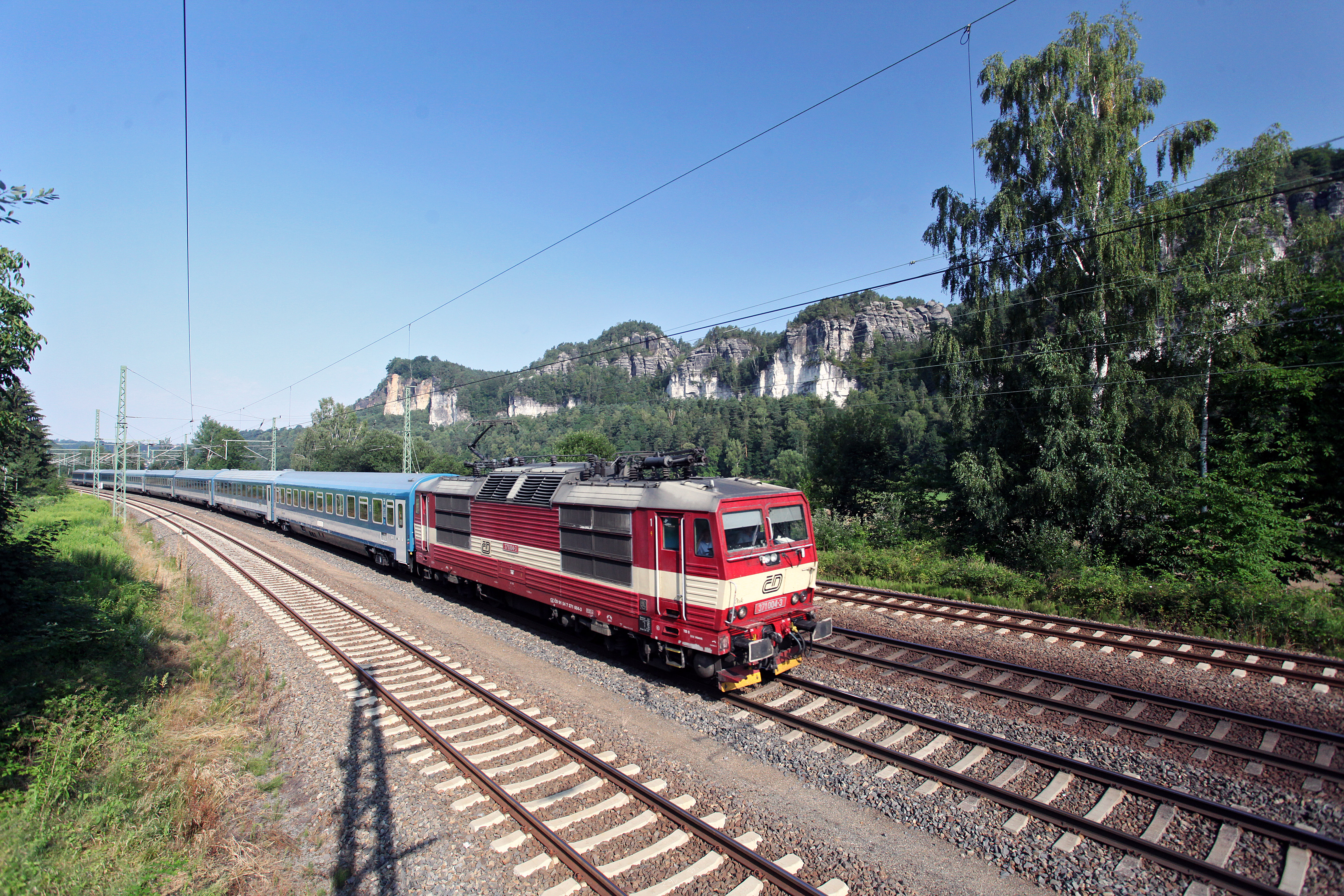 A Hungária élén a 371-es Észak-Csehországban