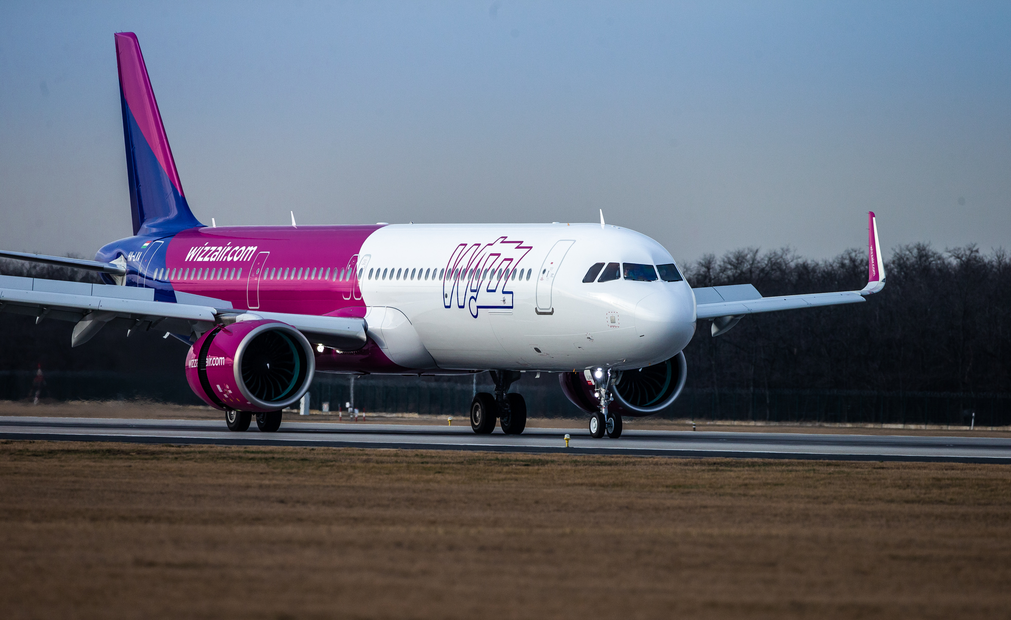 20190307_wizz_a321neo_leszállópálya