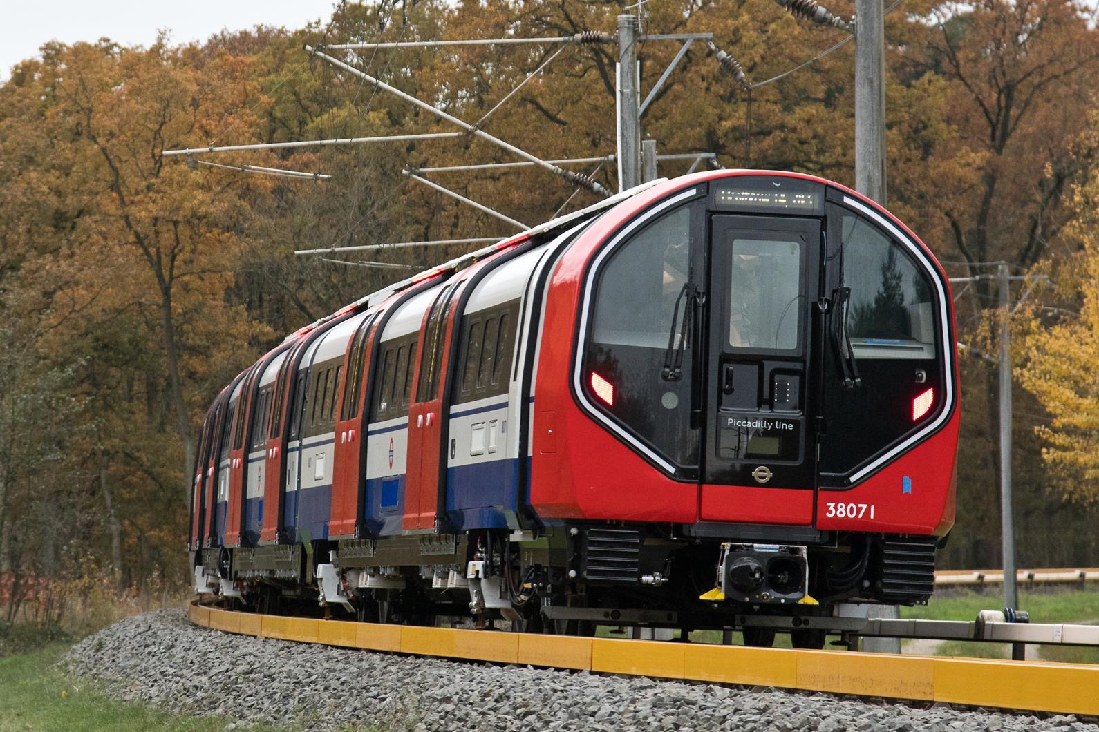 A Piccadilly Line metrókocsija Tony Miles felvételén a Siemens Mobility wildenrathi tesztközpontjában