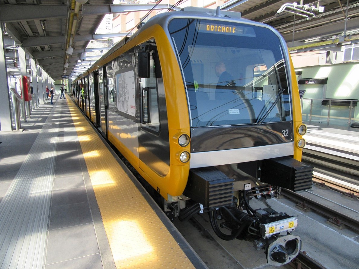 A Hitachi Rail a genovai metróra szállított szerelvénye. Ilyenek lesznek Nápolyban is