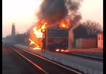 Vámospércs, lángoló Bzmot