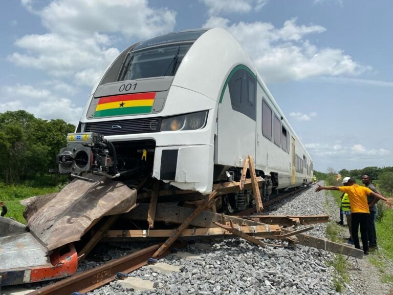 Pesa Link, Ghana