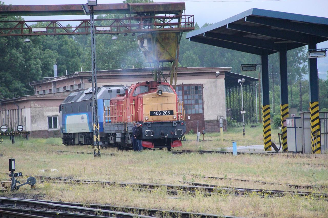 408203_tme1535