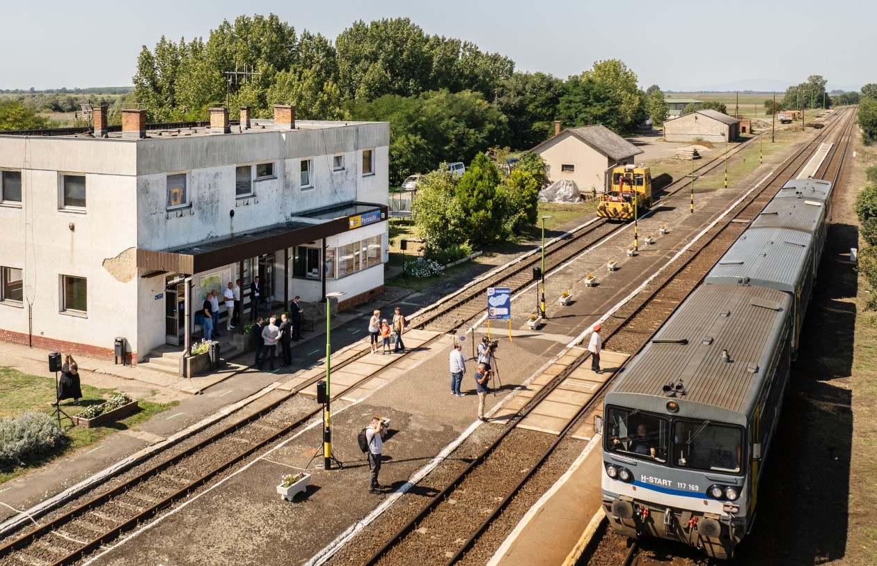 poroszlo