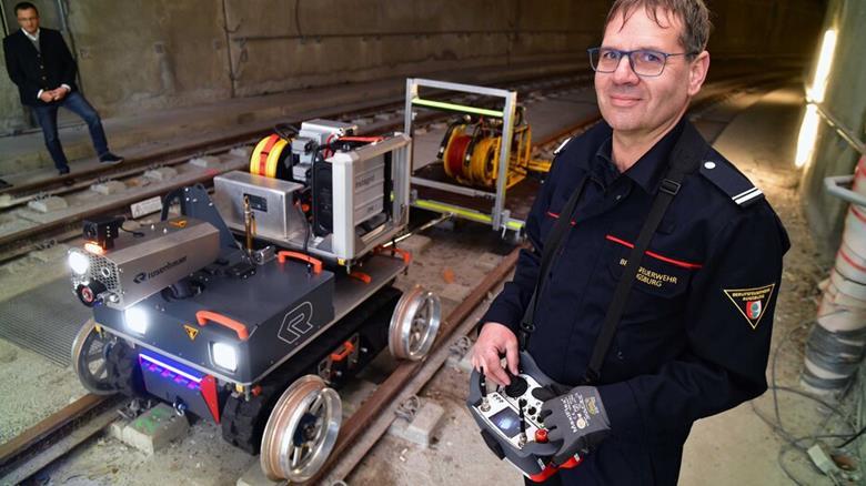 rosenbauer_augsburg_tuzolto_robot