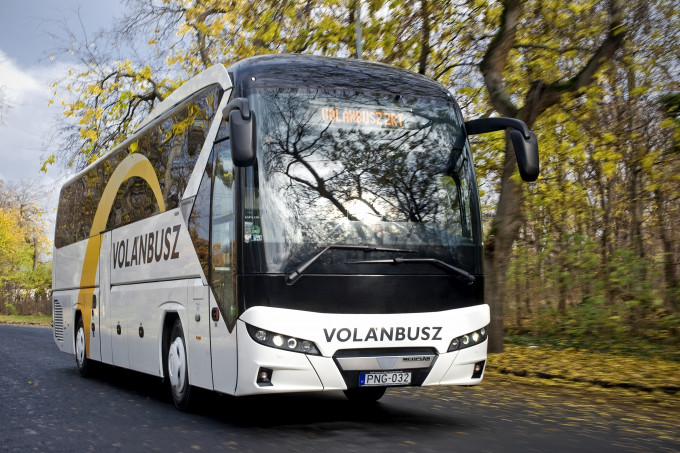 volanbusz_neoplan_tourliner