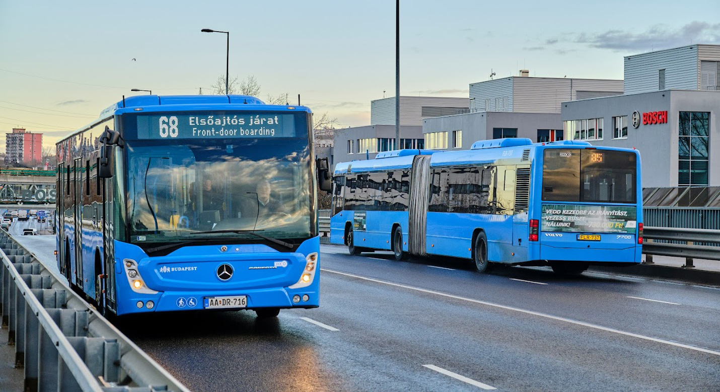 00_bkv_busz_tankolas