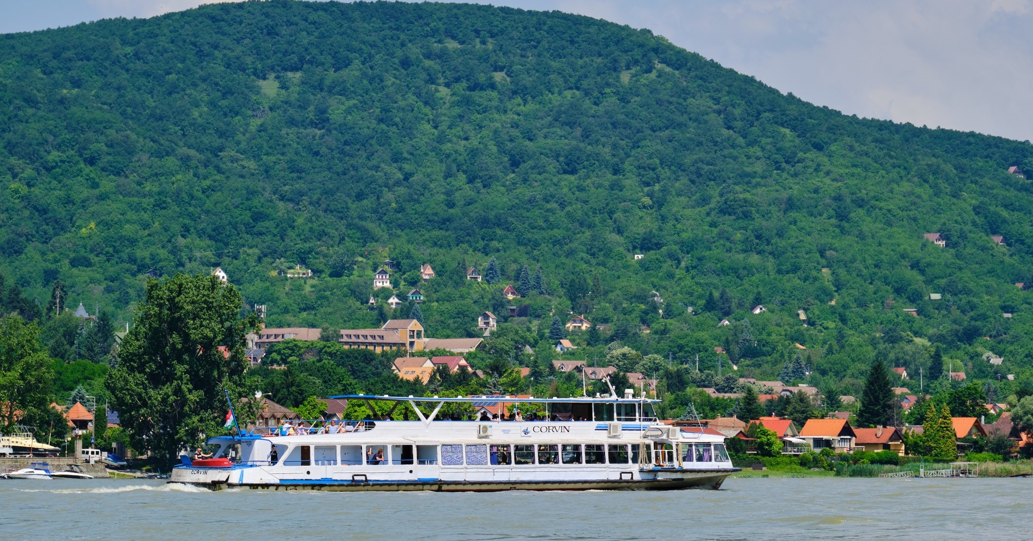 mahartpassnave_corvin_dunakanyar