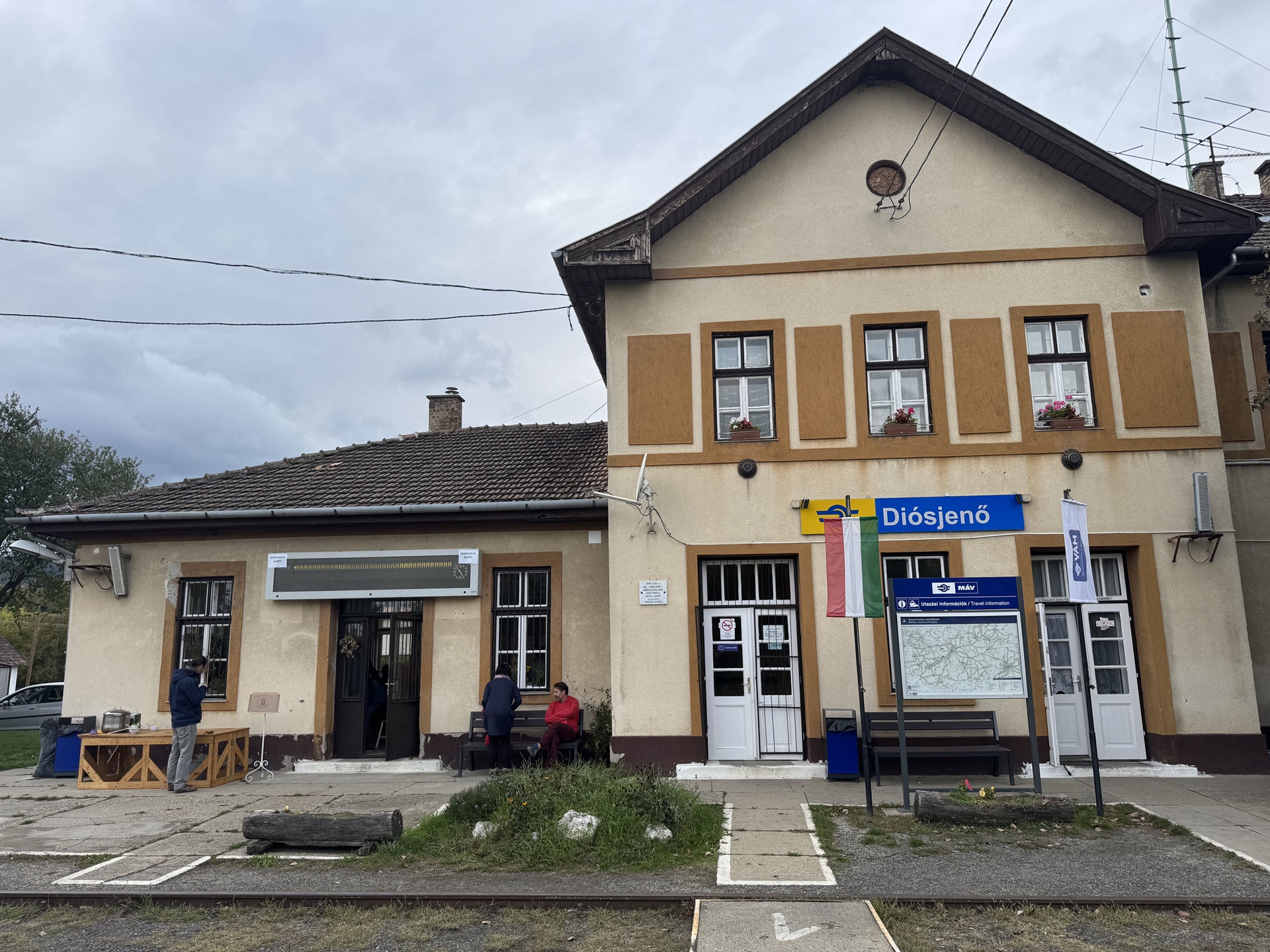 diosjeno_felvepulet