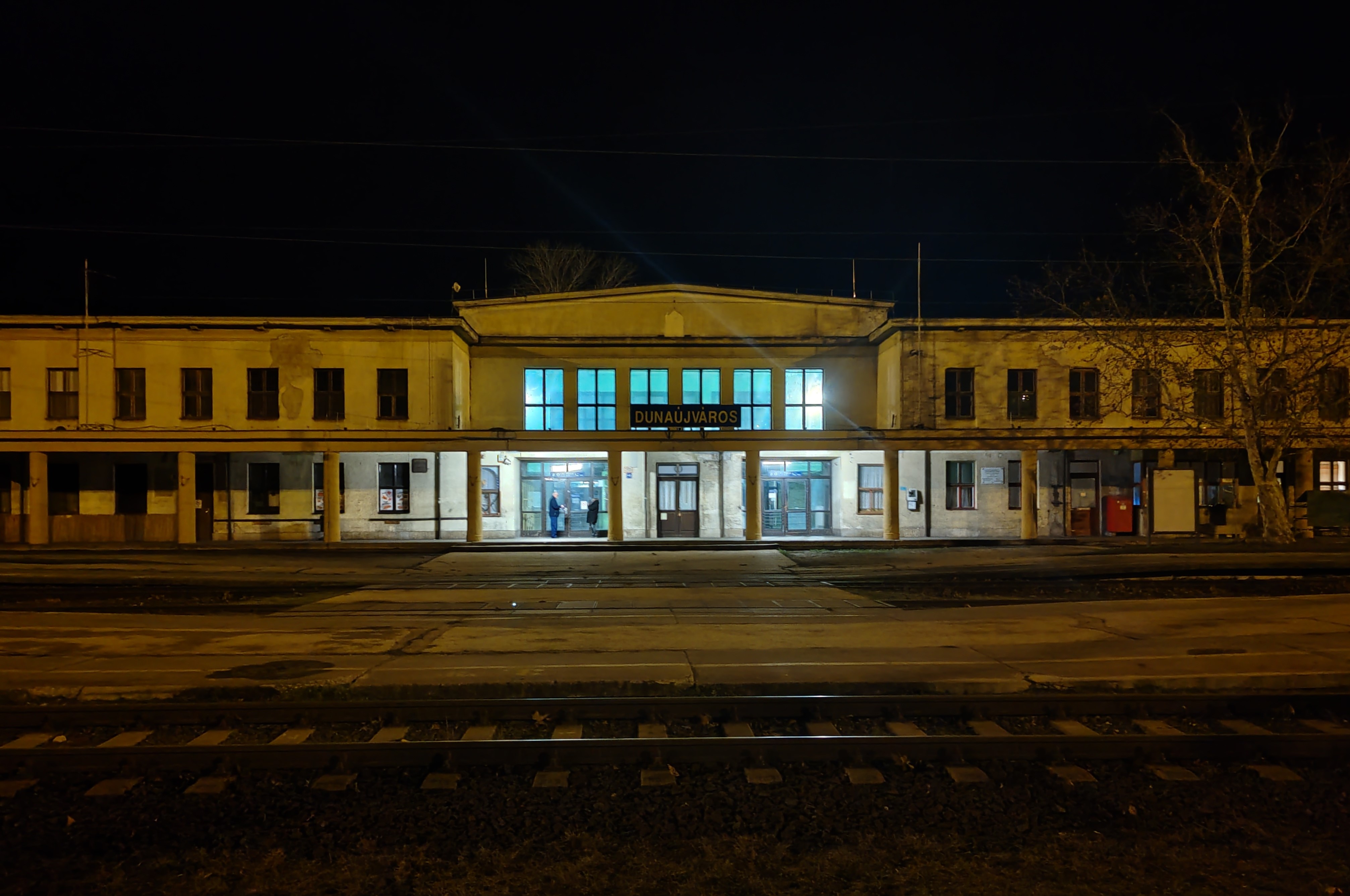_dunaujvaros_allomas_