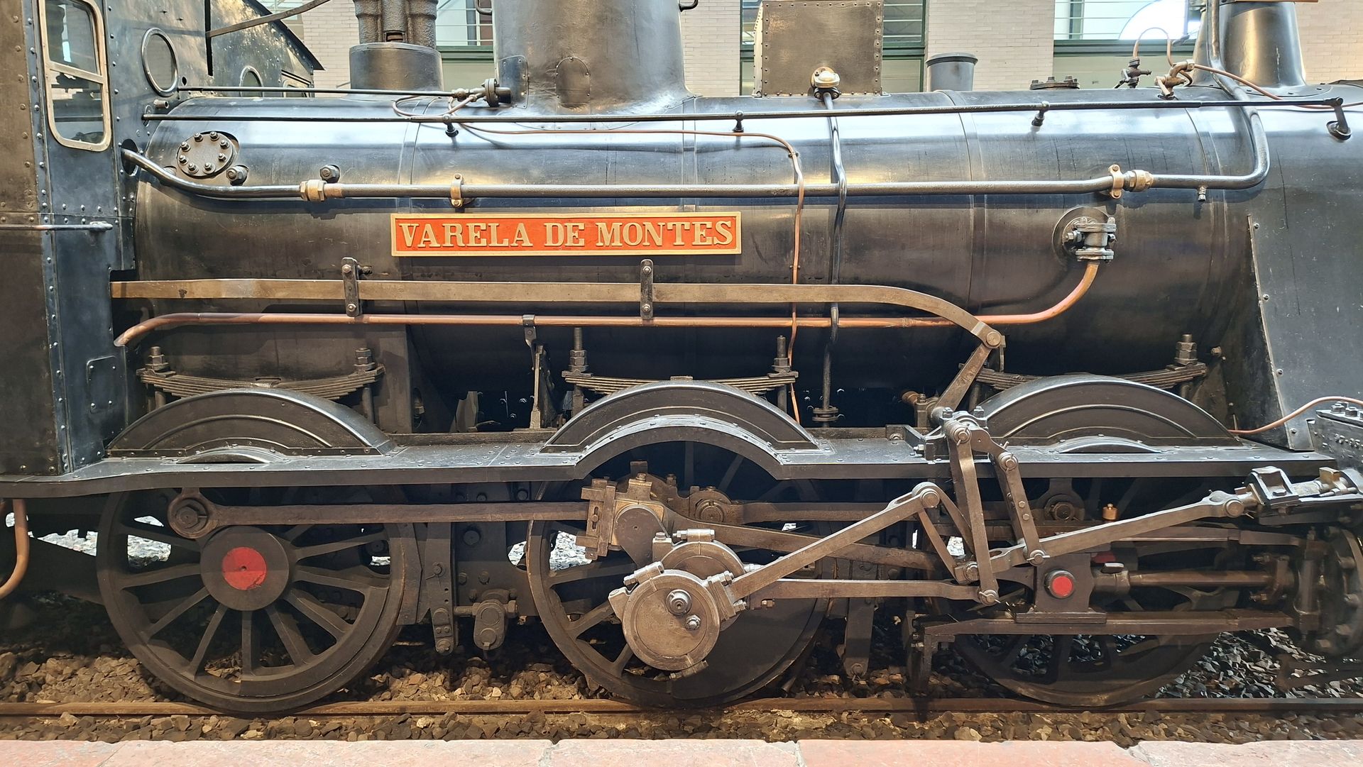 015_gijon_vasuti_muzeum