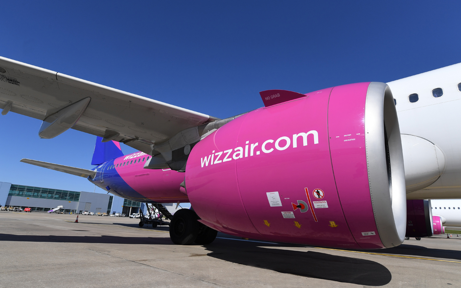 00_wizz_abudhabi