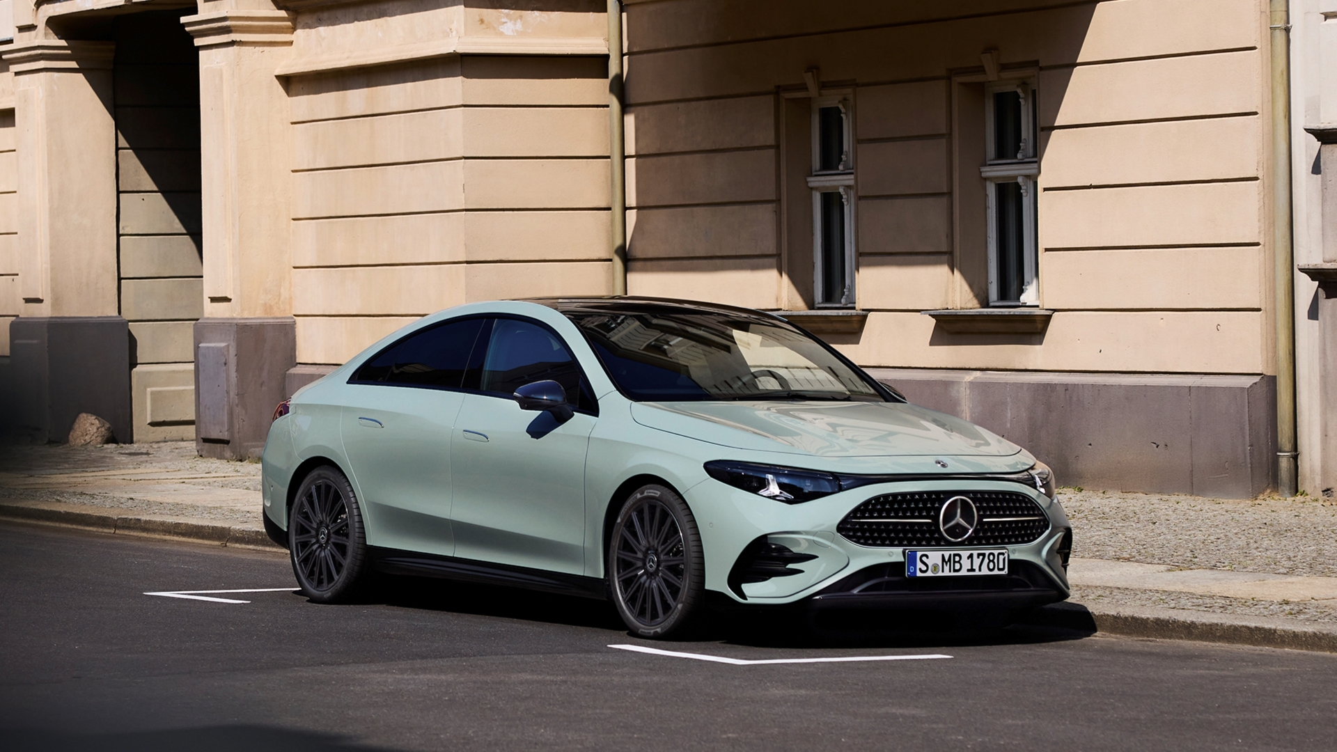 A teljesen elektromos üzemű CLA (kép forrása: Mercedes-Benz Hungária)