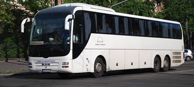 400px_man_lionscoach