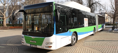 400px_man_cng_nyiregy