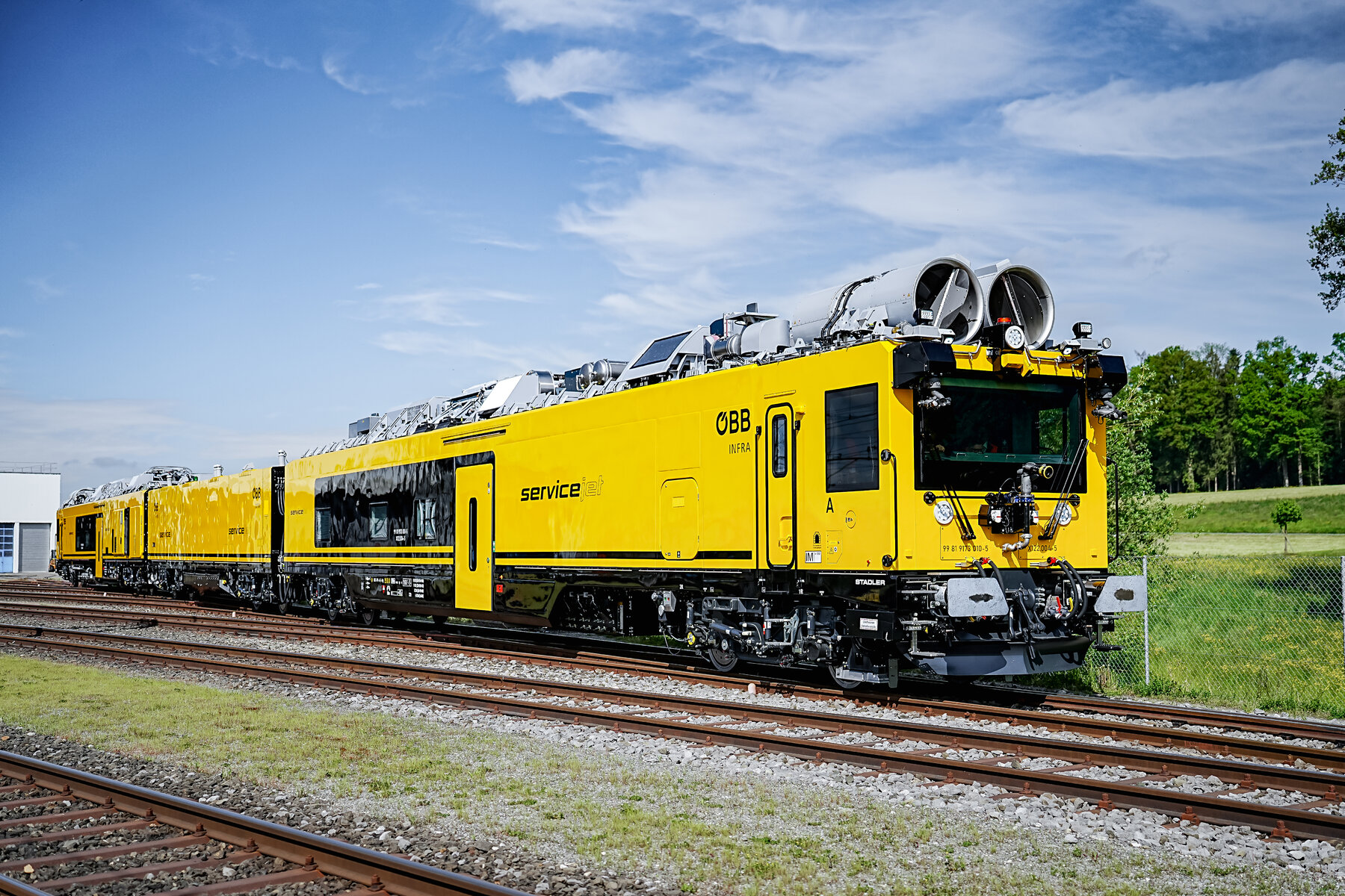 Az ÖBB Stadler-tűzoltóvonata, a Servicejet (képek forrása: Stadler Rail AG)