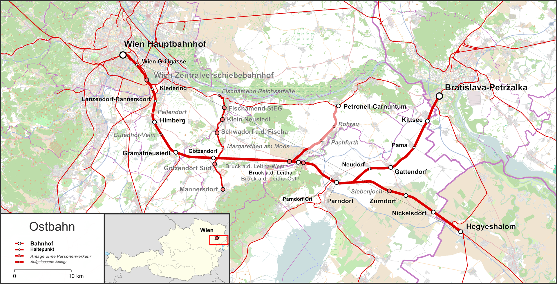 A Bécset Pozsonnyal összekötő Marchegger Ostbahn a kép felső részén, szinte vízszintesen fut (kép forrása: Wikipedia)