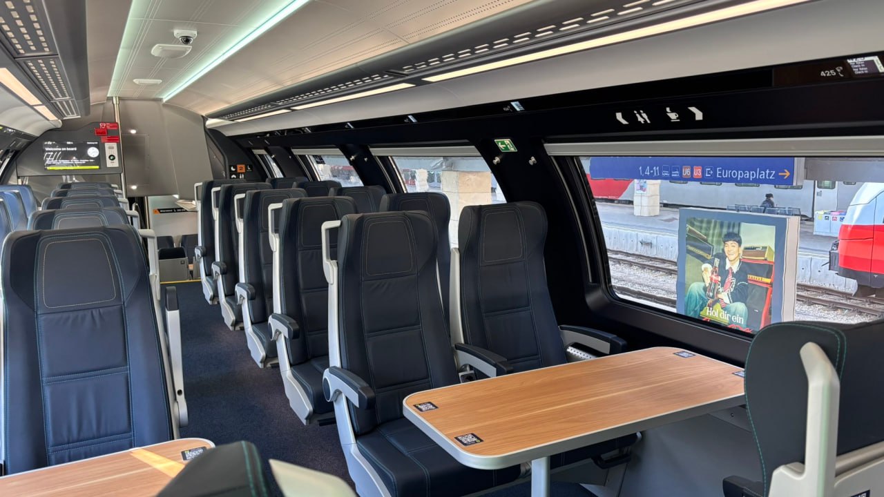 ...és felső utastere