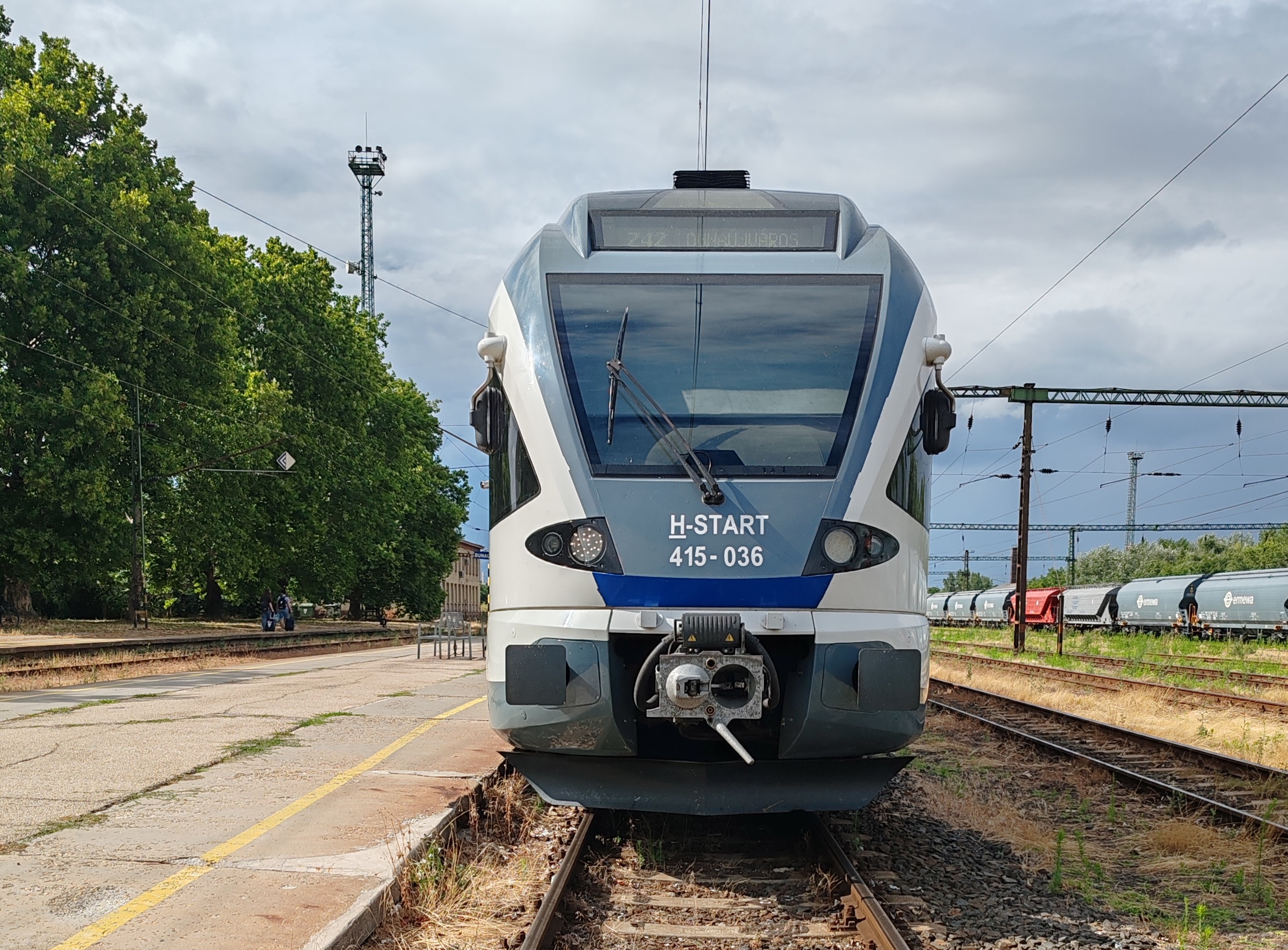 Dunaújvárosba hétvégenként késő éjszaka is indul Flirt