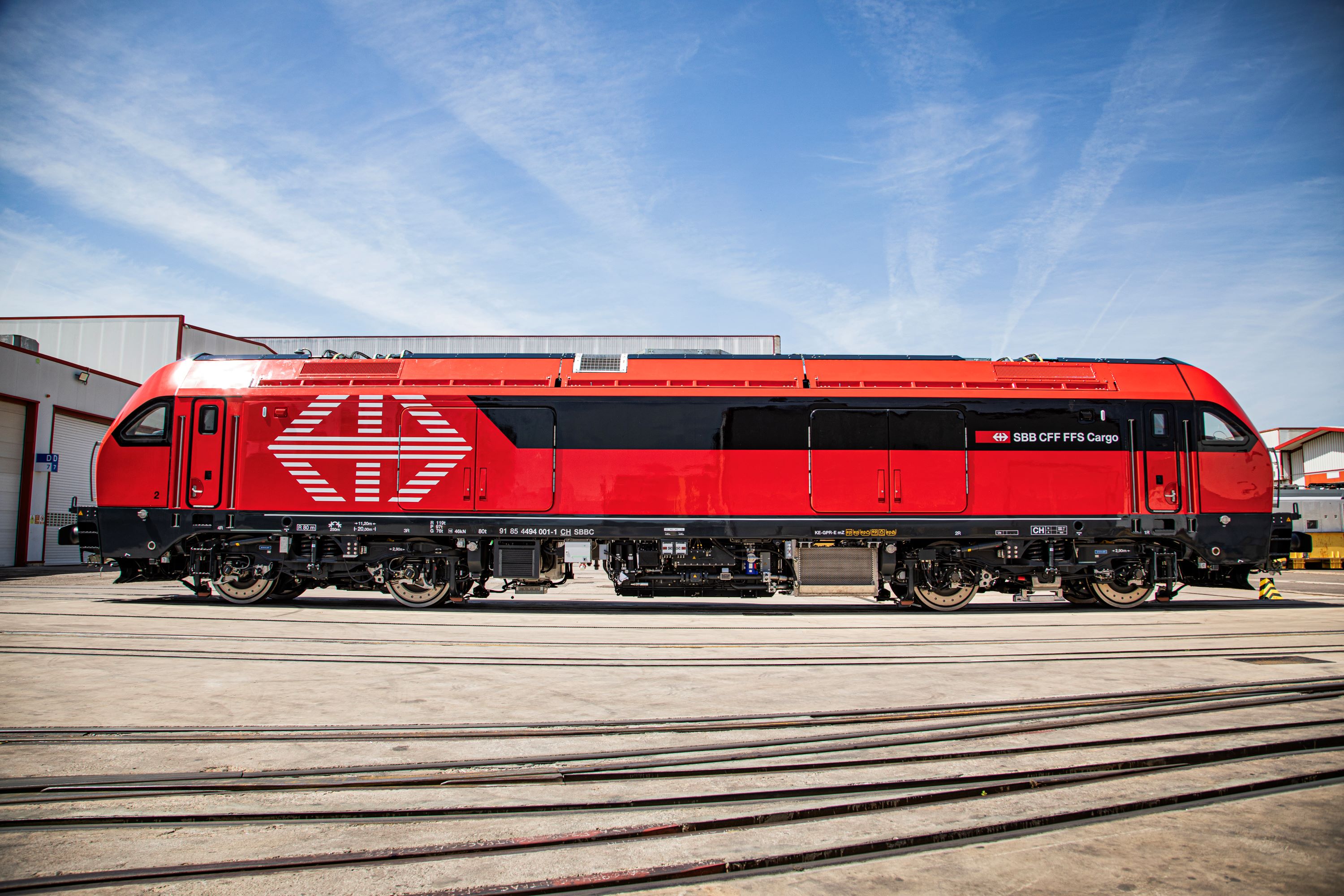 Az új Stadler-mozdony, oldalnézetből (kép forrása: Stadler Rail)