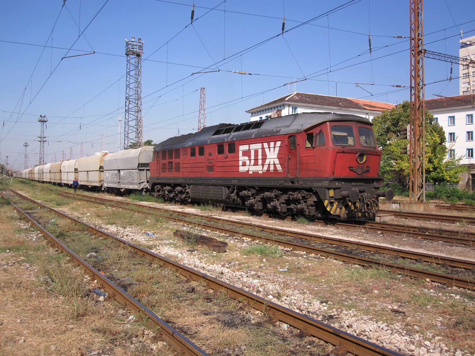 Bulgáriában számos szovjet eredetű Ludmilla dízelmozdony dolgozik a mai napig (kép forrása: Wikipedia)