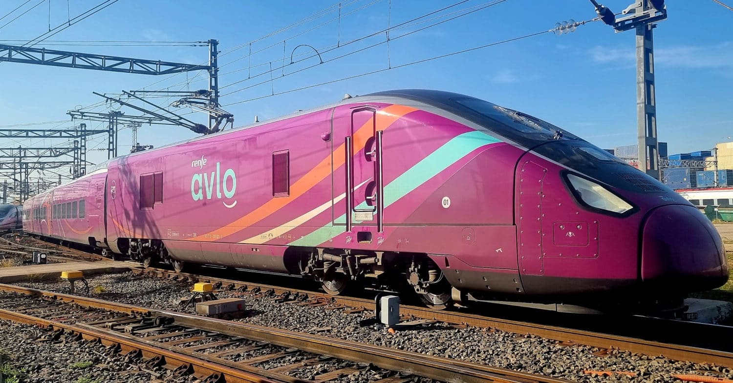 Talgo Avril. A Renfe S106 sorozatnak rövid szolgálati idő adatott meg, az egységek tavaly tavasszal álltak forgalomba