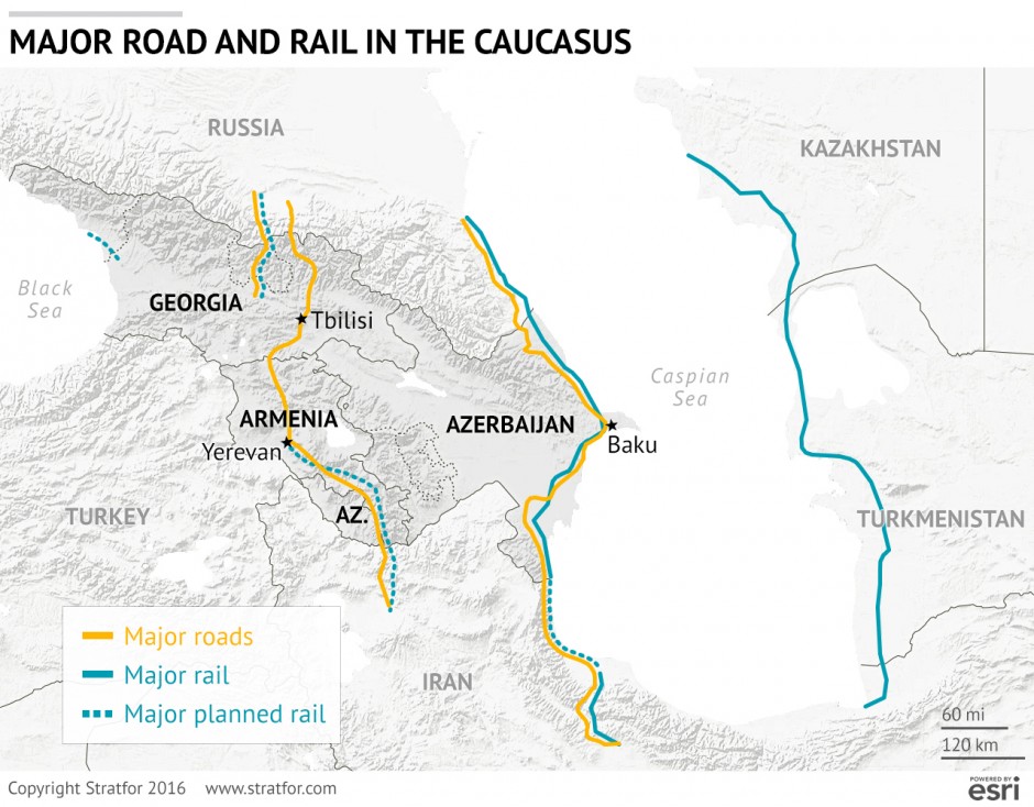 Az iráni–azeri határon fekvő Asztara, valamint az attól délkeletre található Rast városai között egyelőre még hiányzik a vasúti összeköttetés (képek forrása: Rail Freight)
