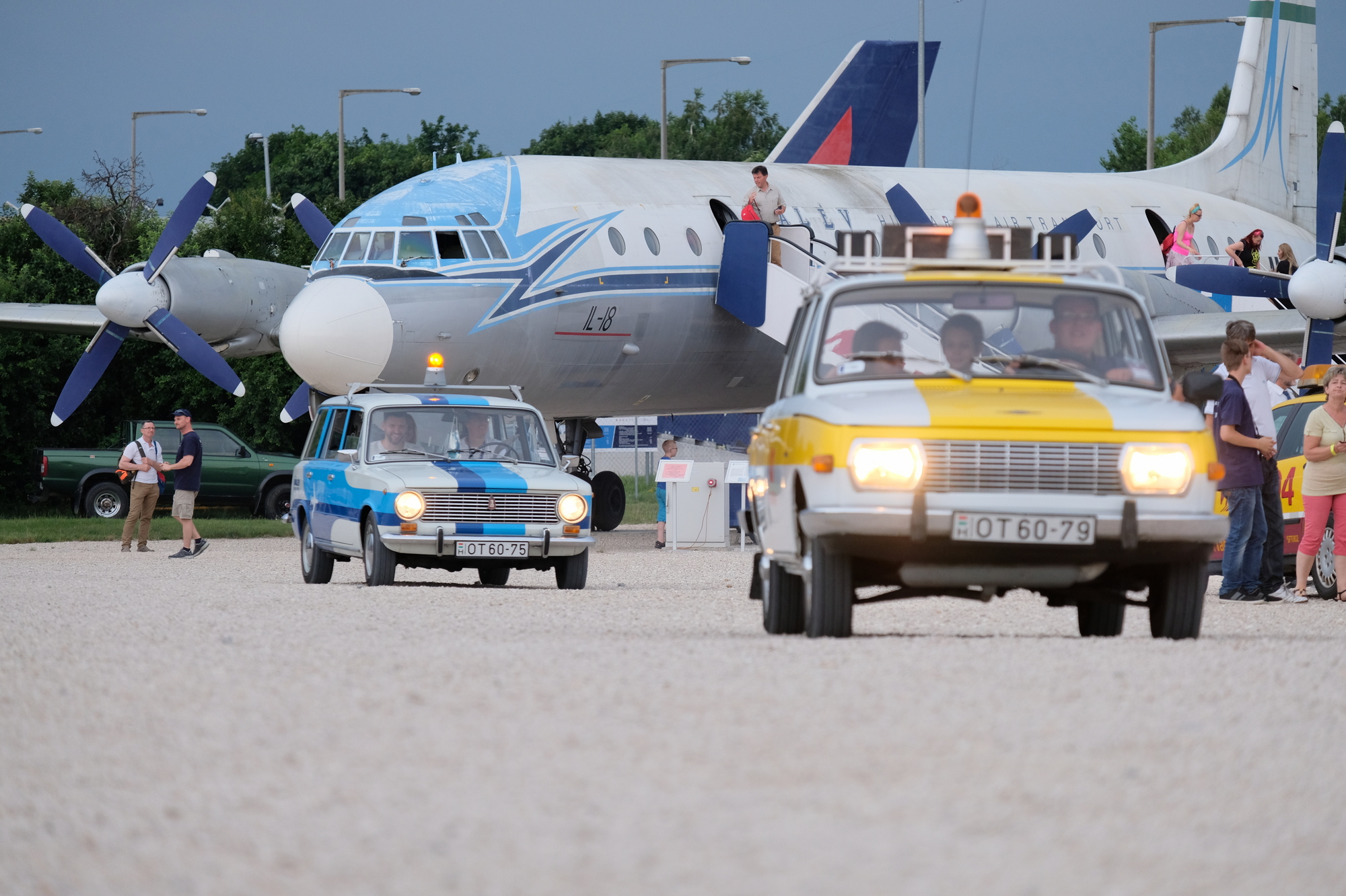 MO-Aladár és néhány fontos földi jármű (fotók: iho.hu, Aeropark)