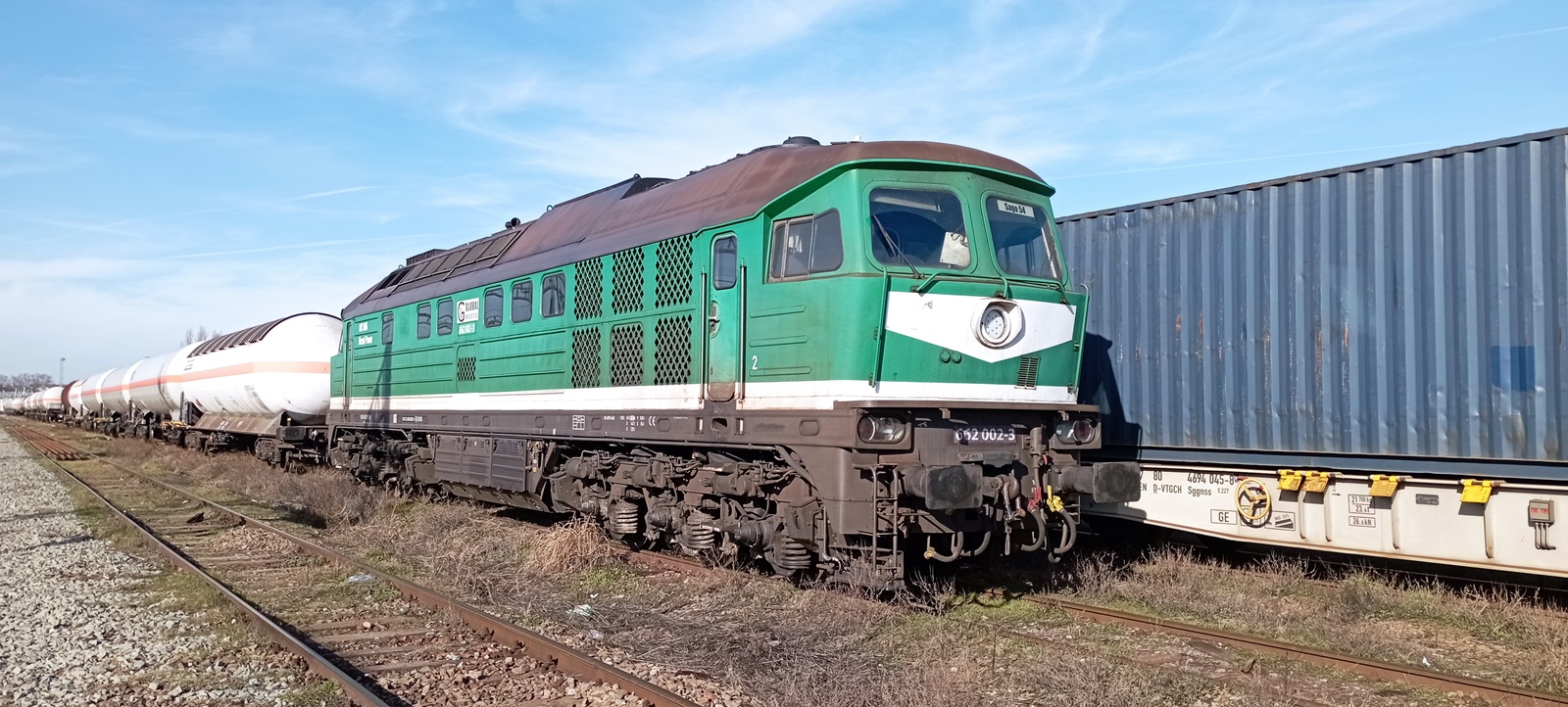 A GNL 662 002-es Ludmillája tehervonattal Szabadkán (fotók: Tripolszki Dalibor)