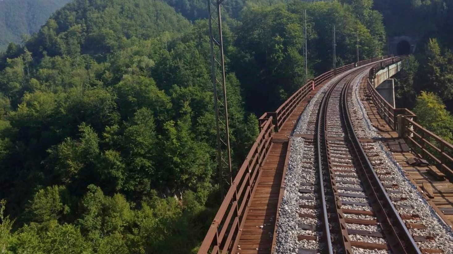 A Podgorica–Kolasin szakasz a Bar–Vrbnica vasútvonalon, fotók: ŽICG