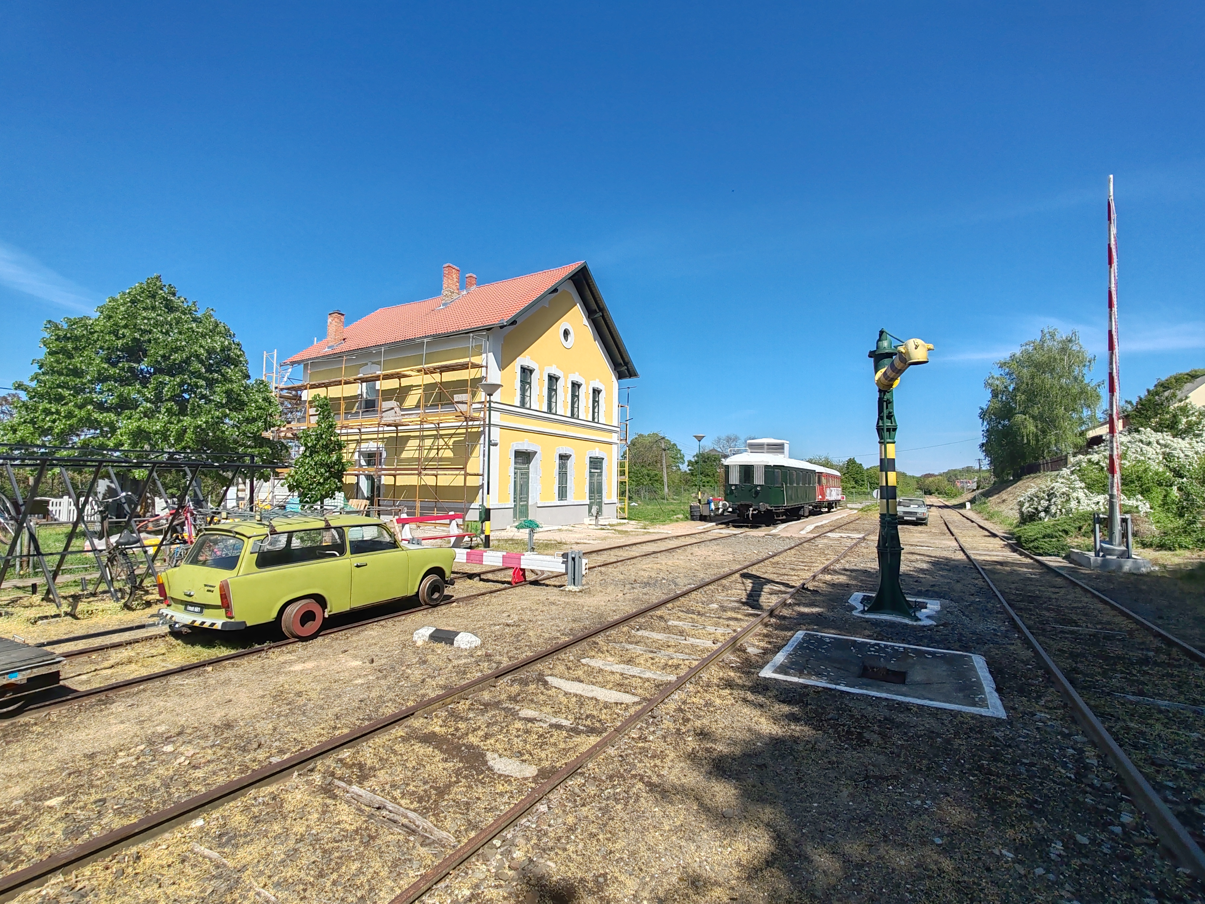Palotabozsok, vasútállomás, a Síntrabant beröffenthető