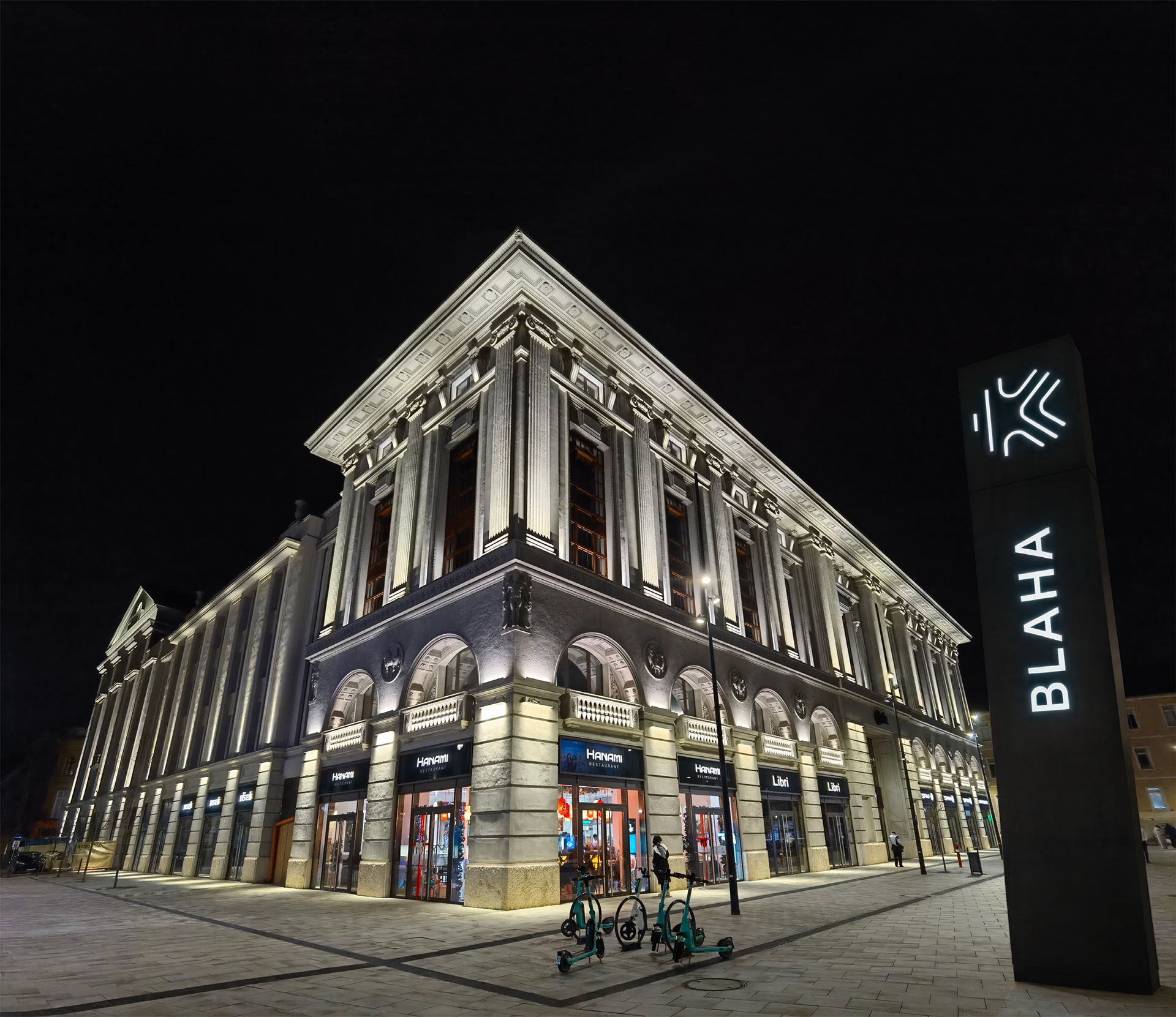 A fényinstallációk turisztikai attrakcióként is működnének