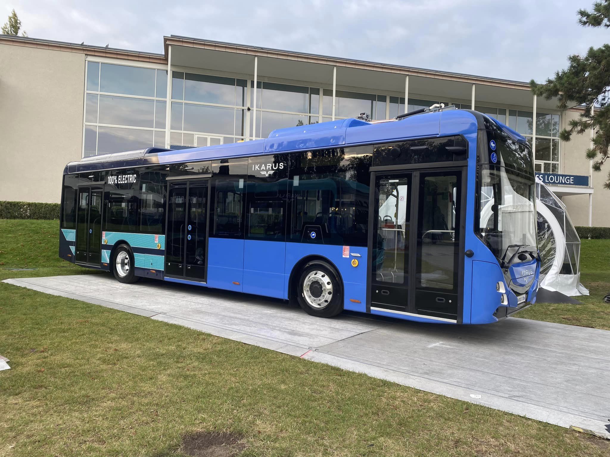 Az Ikarus 120e legújabb, V4-es kiadása (kép forrása: Ikarus Bus & Coach Facebook-oldal)