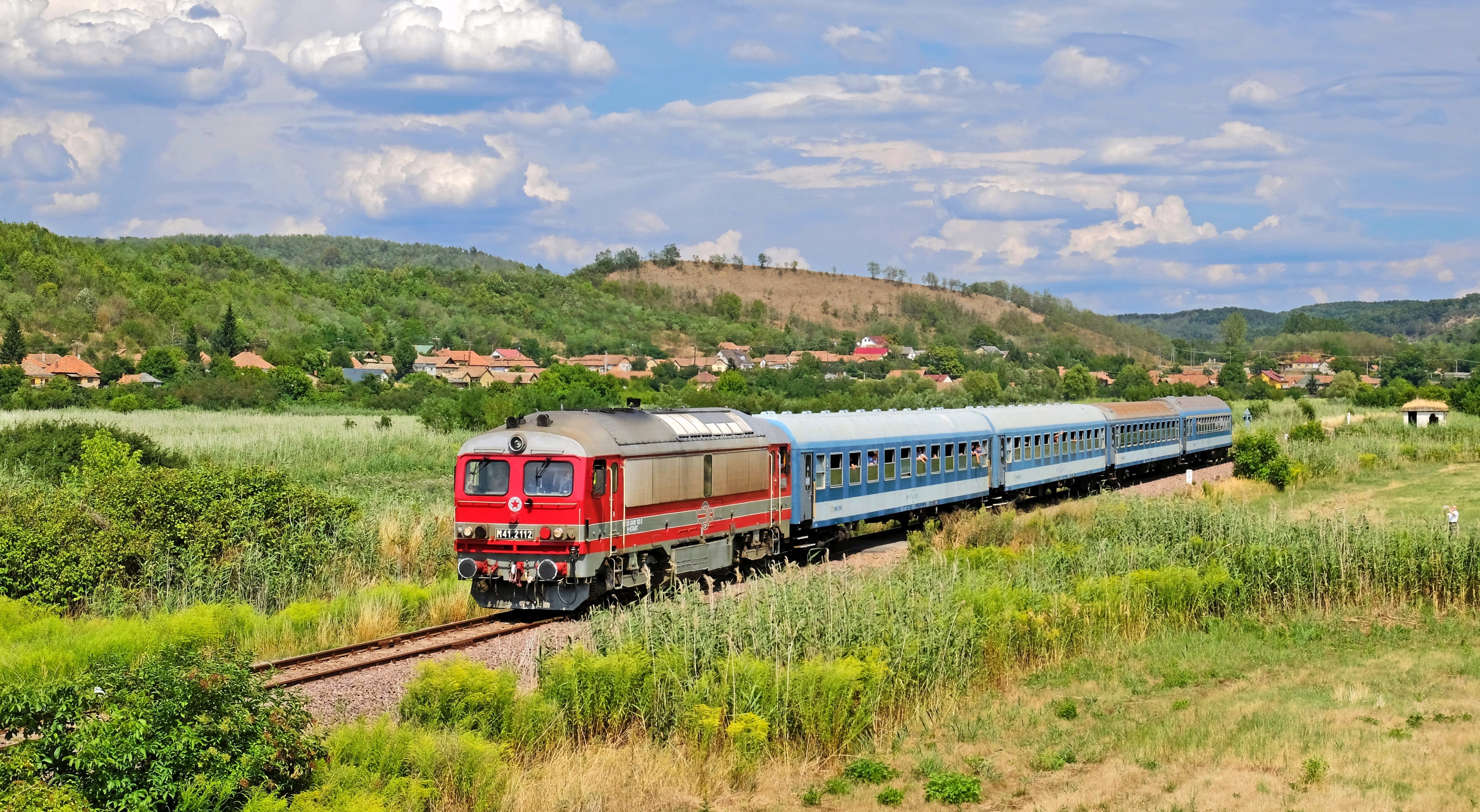  A Vasúttúrák Facebook csoport szervezésében létrejött Mátravidéki tekergő expresszt Balázs Zsolt Kisterenyénél kapta lencsevégre 