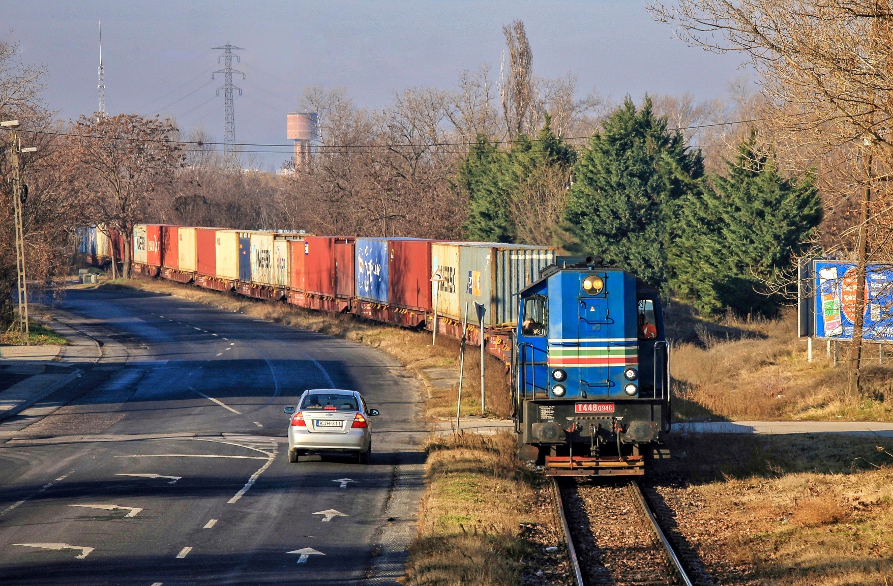 Az ünnepek alatt ernyedt tehervonat-forgalom zajlott Csepel és Pesterzsébet között. Simon Zsolt december 28-án, hosszas várakozás után csípett el egy, a Sorútra tartó konténeres elegyet