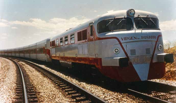 A Talgo III sorozatú szerelvények a 2000T vonógéppel az élükön 1964 augusztusában kezdték meg szolgálatukat a Madrid–Barcelona útvonalon. Két évvel később a szett egy Sevilla és Los Rosales közötti próbafutáson elérte a 200 kilométer per órás sebességet